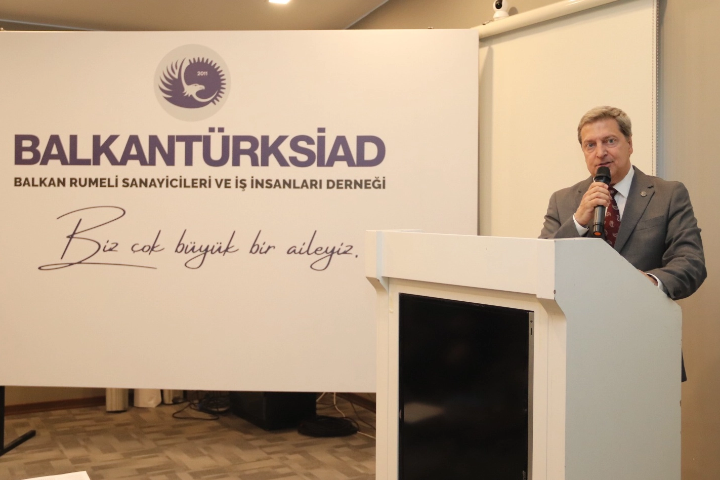 BALKANTÜRKSİAD’da 'Stres Yönetimi' konuşuldu